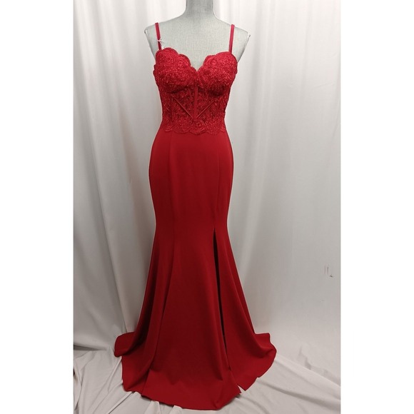 The Unbranded Brand Dresses & Skirts - Floor Length Red Dress Size 8  [1187]